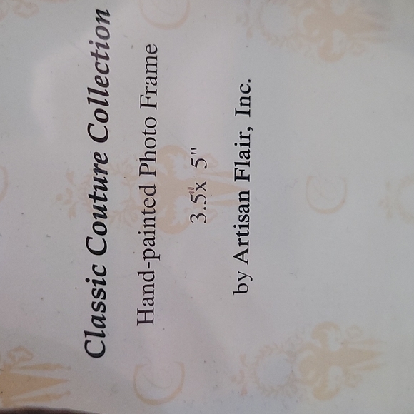 First Lady frame - Picture 2 of 3